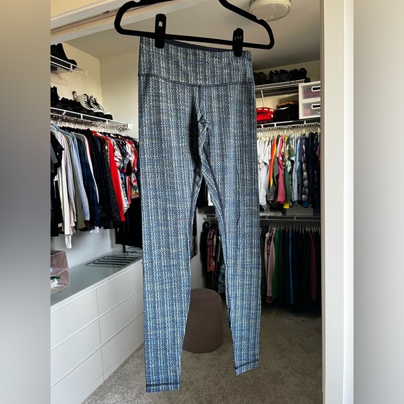 Lululemon Wunder Under Pant - size 4 - Picture 4 of 6